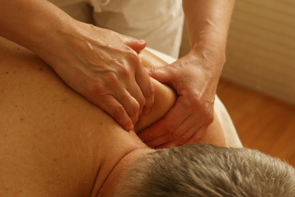 Découvrez l'expérience sensorielle du massage naturiste à Paris